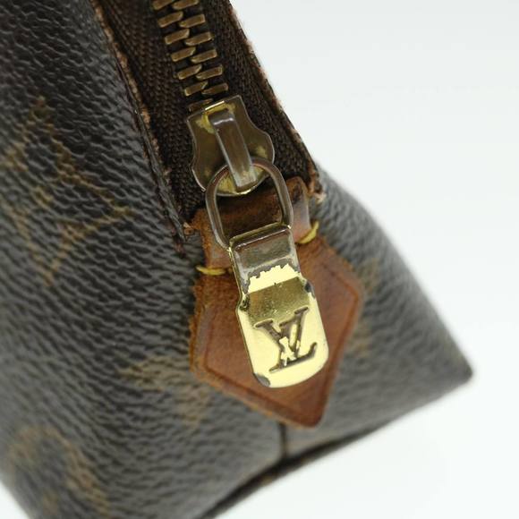 LOUIS VUITTON Monogram Pochette Cosmetic PM Cosmetic Pouch M47515 LV Auth 51146 - Picture 9 of 16